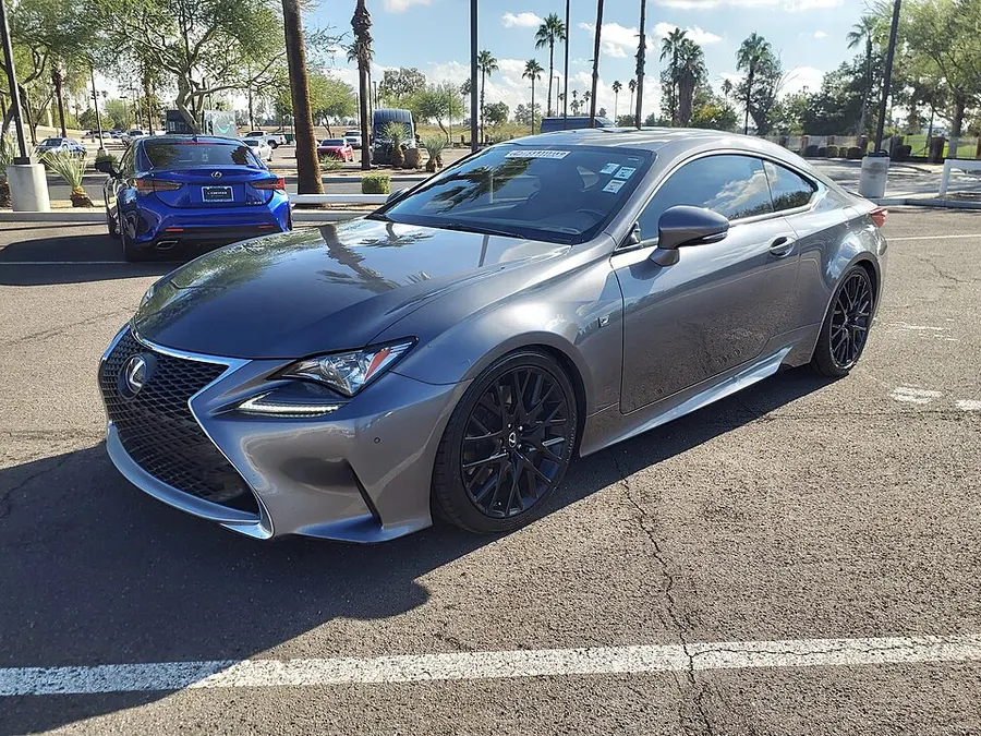 Lexus RC 200